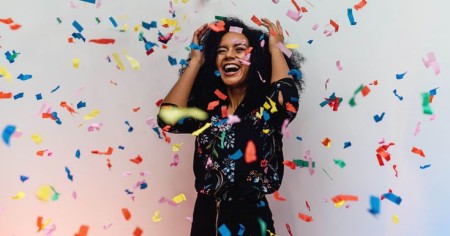K38 Multi Color Tissue Confetti Popper(1).jpg